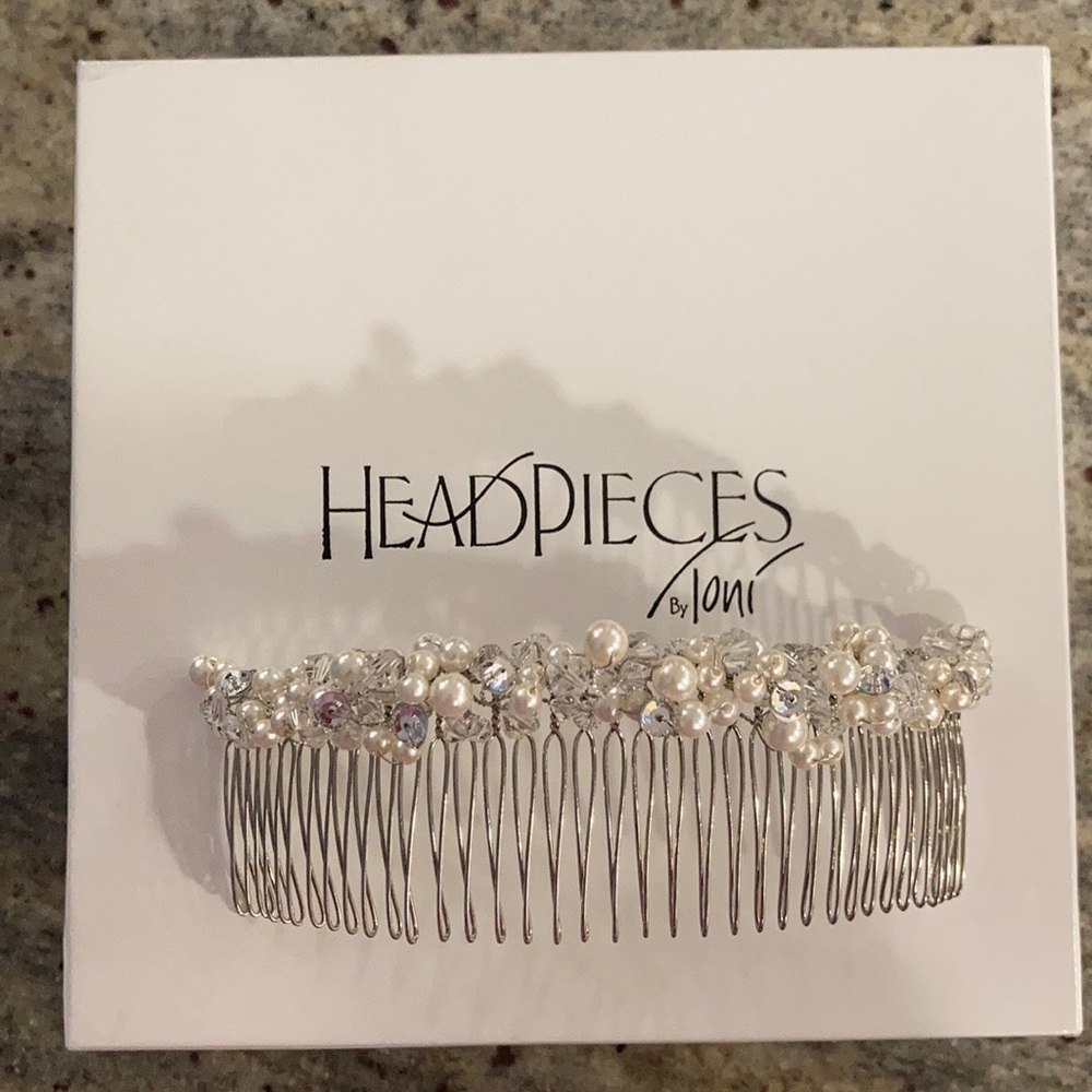 Headpieces by Toni Federici hair comb, bridal glam